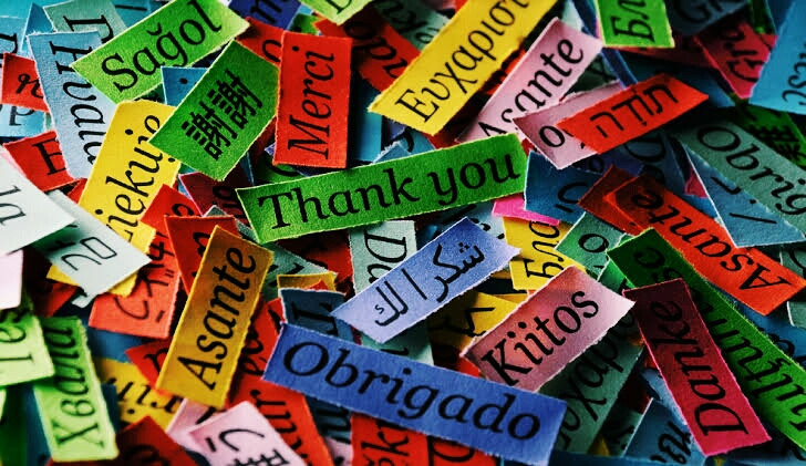 الترجمة للغات العربية والانجليزية والفرنسية