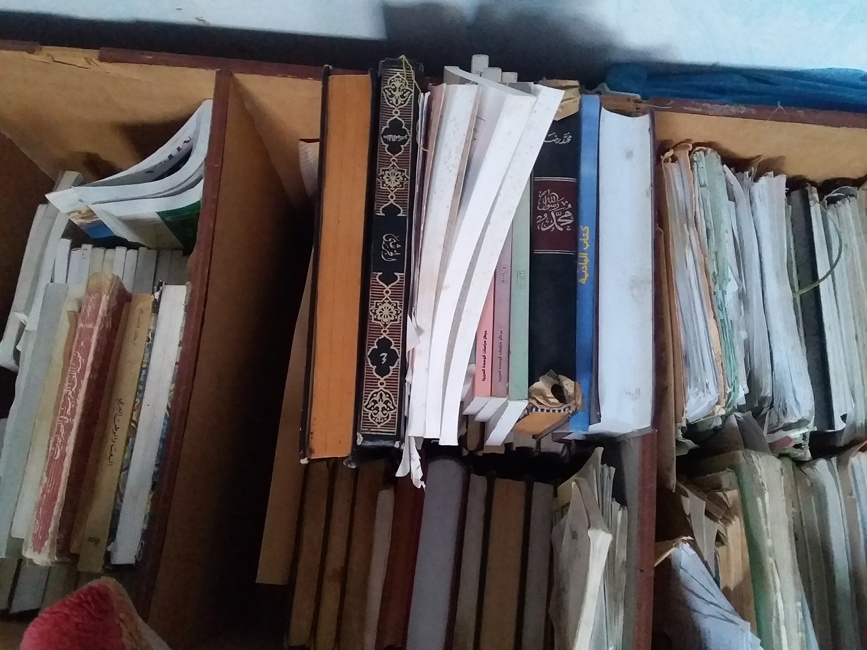 كتابة المقالات وتحرير النصوص