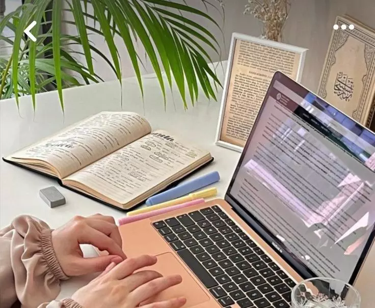 العمل لمده شهر كمساعده افتراضيه