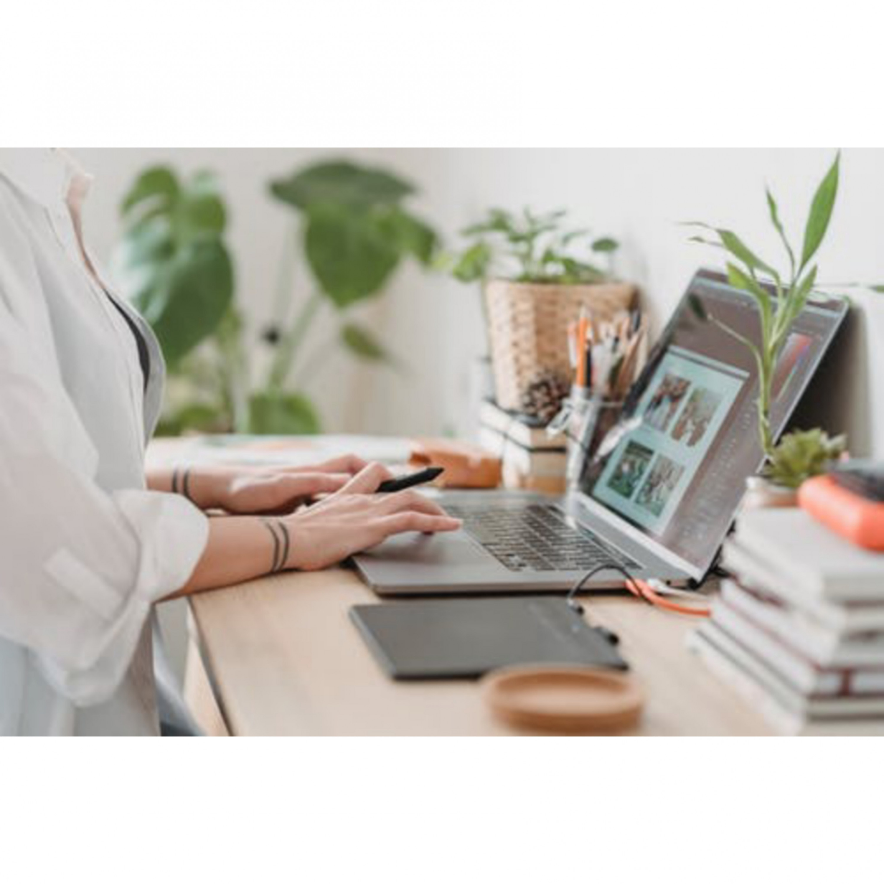 كتابة مقالات بجميع المجالات بالعربية والإنجليزية تبعاً لقواعد السيو