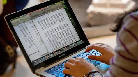 عمل بحث احترافي