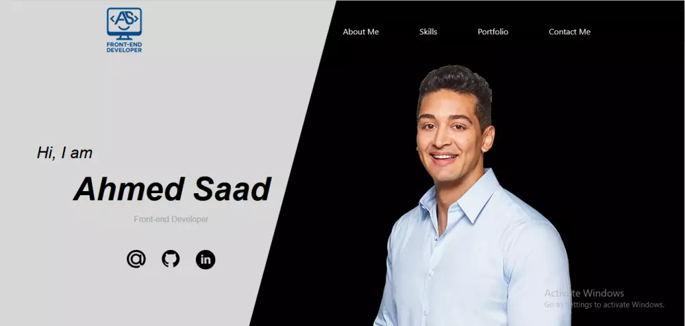 تصميم صفحة بورتفوليو احترافية بـ 4 أقسام + نموذج تواصل