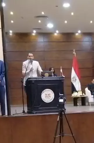 برامج تدريب اداري ومهني واكاديمي وقيادة متخصصة