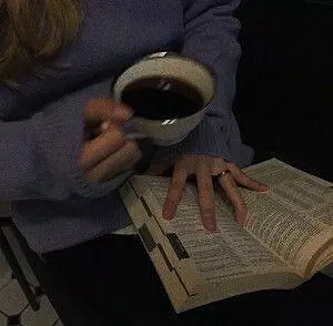 كتابه قصص قصيرة مخصصه بأسلوب أدبي ساحر !