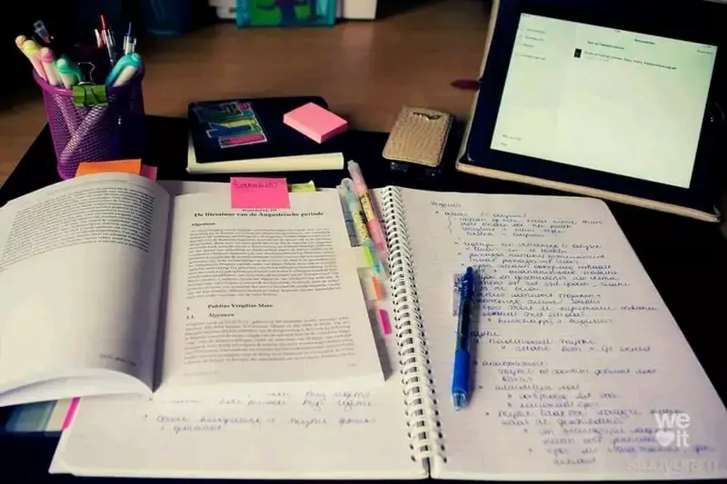 إعداد ابحاث وتقارير احترافية