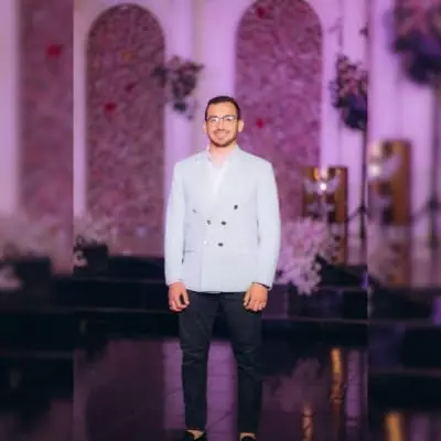 سأقدّم لك خدمات صوتية وكتابية احترافية (تعليق صوتي – قراءة كتب – تفريغ صوتي)