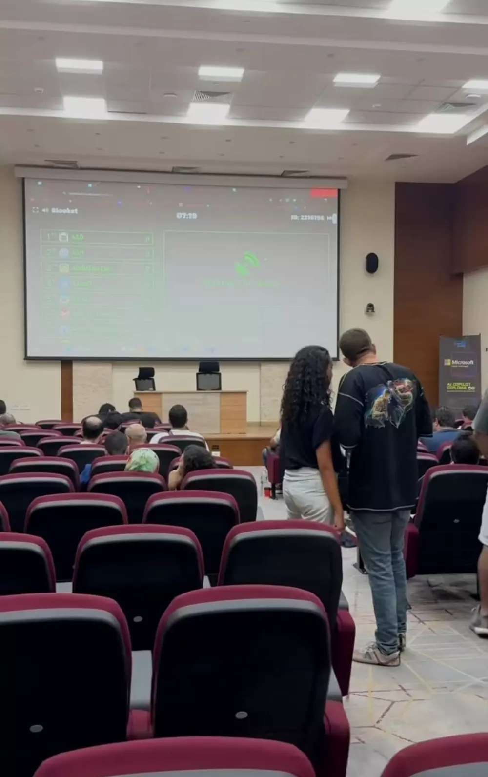 أدربك على قراءة التحاليل والأشعه