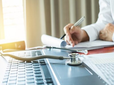 كاتبة محتوى طبي متنوع