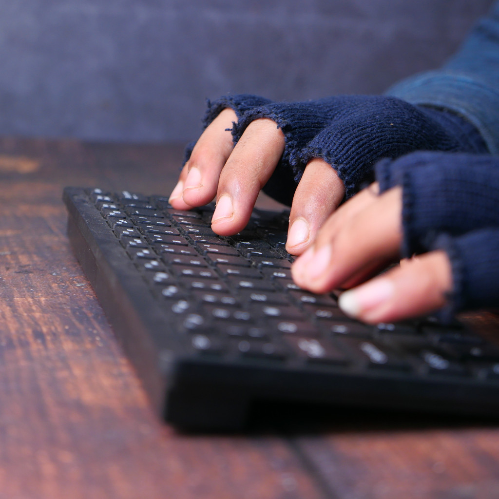 ادخال بيانات على وورد واكسل بحرفية كاملة