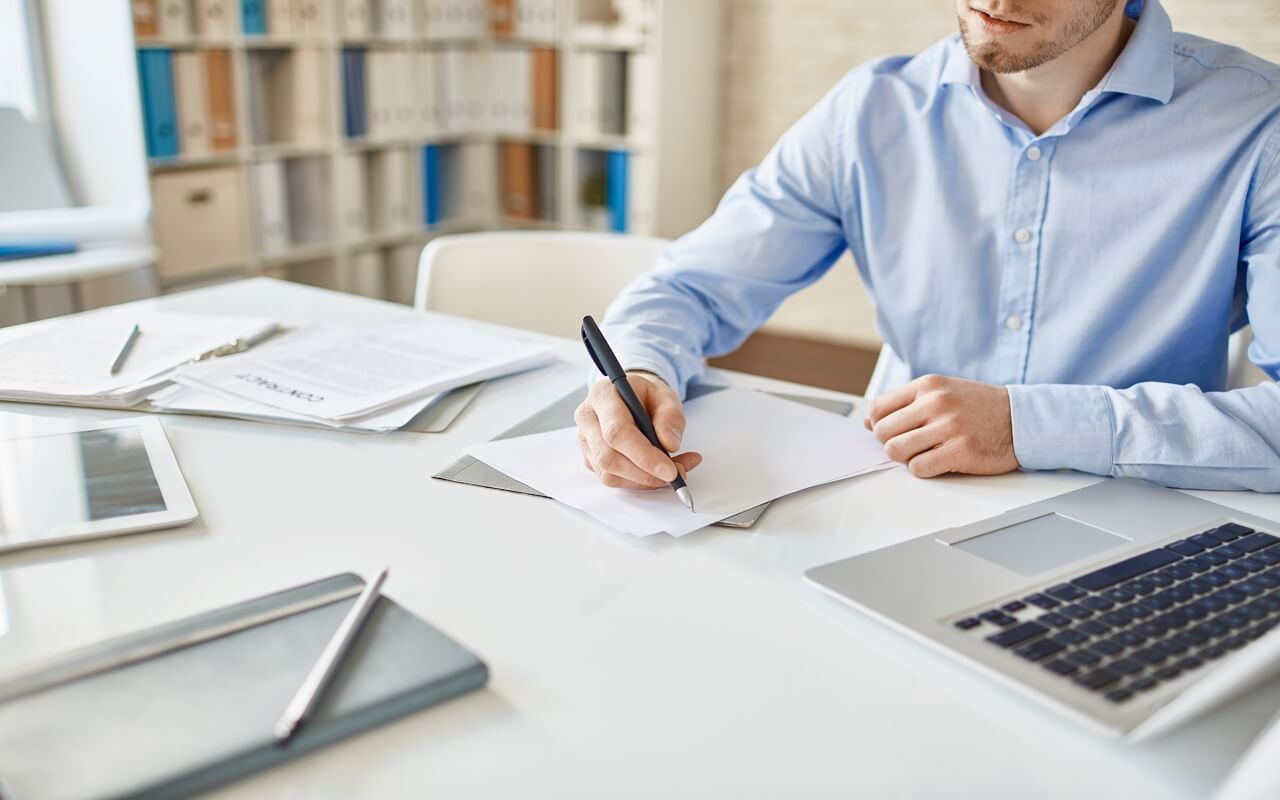 صياغة سياسية الخصوصية والشروط والاحكام