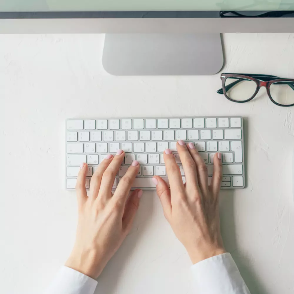 تفريغ الملفات الصوتية والفيديو إلى نص مكتوب بدقة عالية