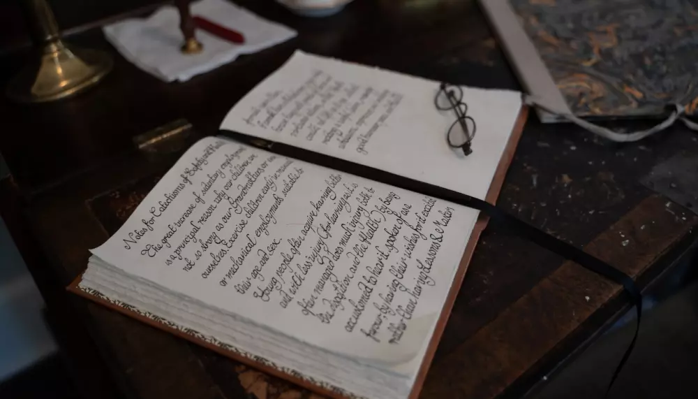 ✍️ كتابة محتوى احترافي   📚 Articles & Content Writing   🌍 عربي ✦ English