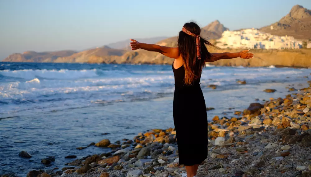 ✨ استشارة شخصية للتشافي   🌿 جرح الطفولة & توأم الشعلة   💫 فك التعلق 🦋 التحرر ✨