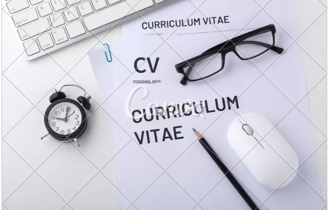 كتابة أو تحسين سيرتك الذاتية (CV) بشكل احترافي لجذب أصحاب العمل. سريع، مرتب، وجودة عالية.