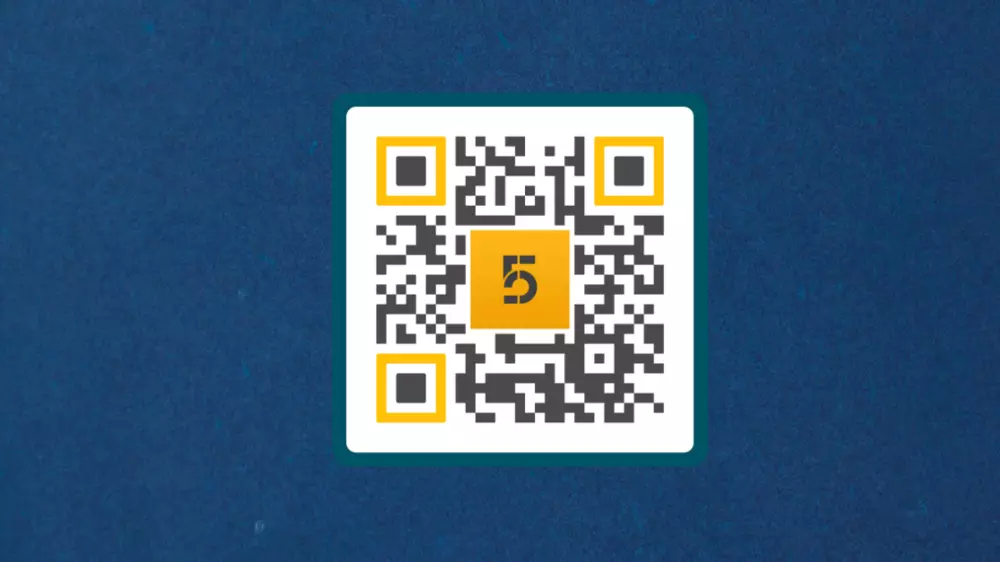 تصميم أكواد QR-Code احترافية وملونة مع الشعار