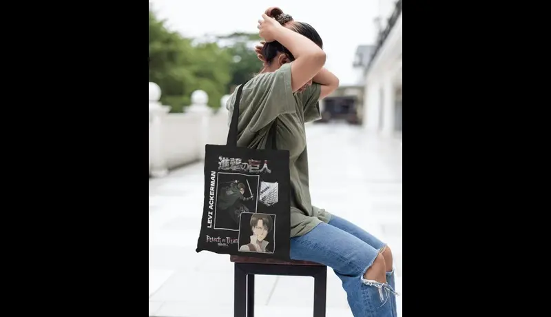 تصميم تيشيرتات وتوت باج احترافية وجذّابة جاهزة للطباعة