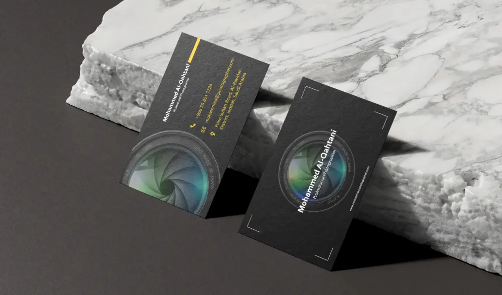 سأصمم لك بطاقة أعمال أنيقة وفريدة تعكس هويتك المهنية