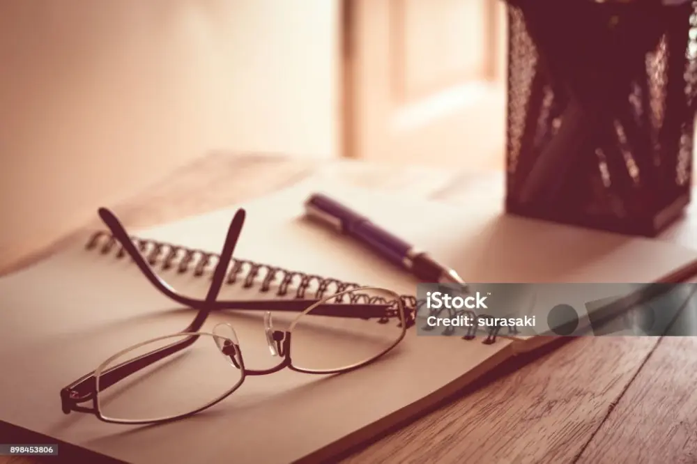 تدقيق لغويّ ونحويّ شامل