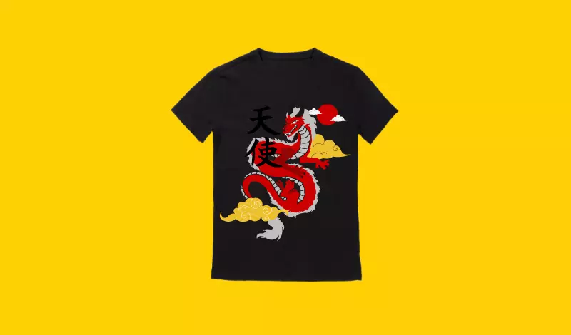 تصميم 4 تيشرتات مميزة جاهزة للطباعة