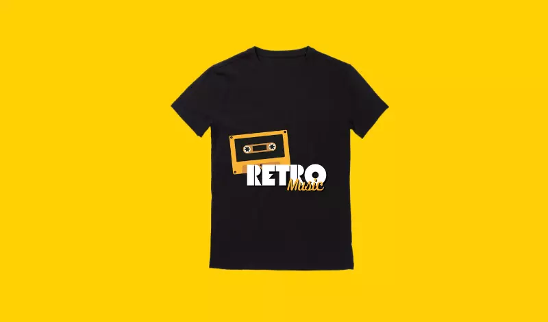 تصميم 4 تيشرتات مميزة جاهزة للطباعة