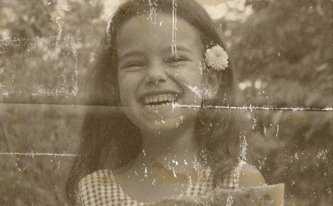 تعديل وترميم وتلوين الصور القديمة