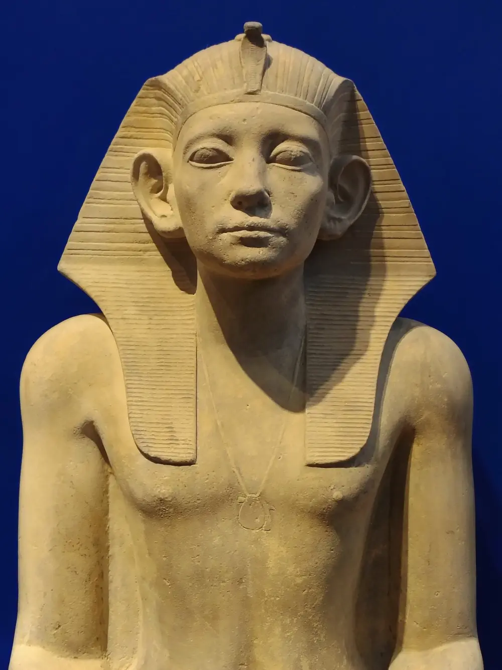 مونتاج فيديو احترافي و تصميم جرافيك بجودة ممتازة للمحتوى والسوشيال ميديا