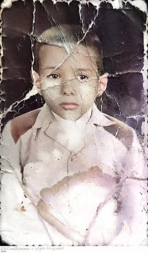 استعيد ذكرياتك بأمان: خدمة ترميم الصور القديمة بإتقان