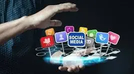 إدارة حسابات التواصل الاجتماعي ووضع استراتيجية محتوى