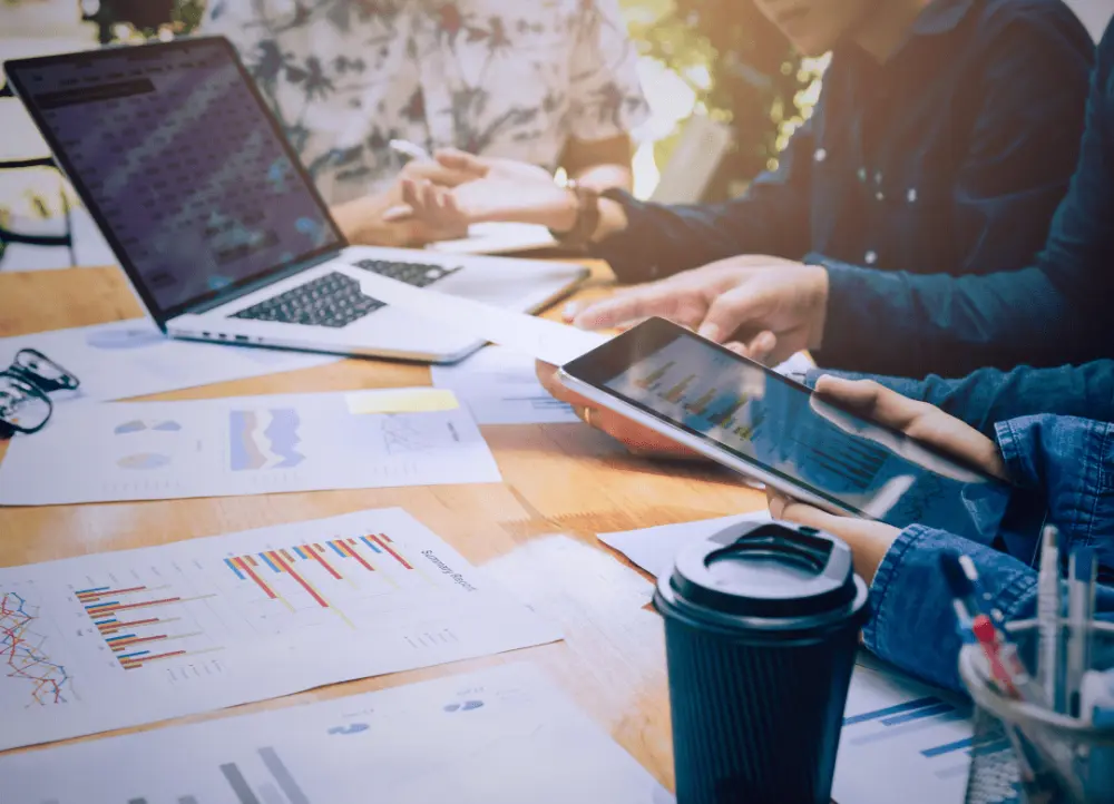 اعداد أدوات التخطيط المالي و ادارة المخاطر المالية باحتراف