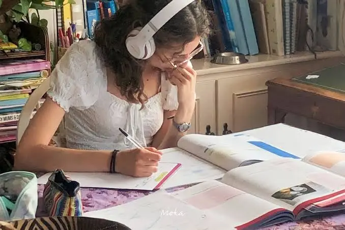 كتابة و ترجمة