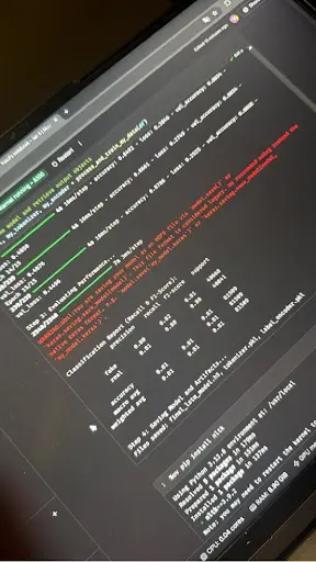 بناء وتطوير أنظمة توصية ذكية (Recommendation Systems) لزيادة المبيعات.