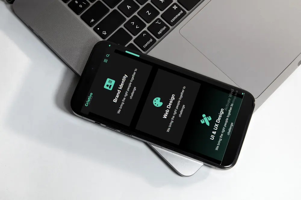 برمجة موقع إبداعي متكامل (Multi-Page) متجاوب تماماً بـ 10 صفحات مختلفة.