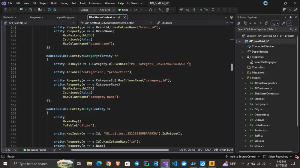 حل مشاكل الأكواد (Bugs) وتحسين الأداء للمشاريع