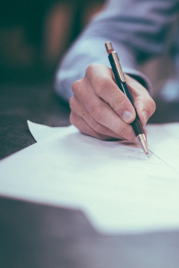 كتابة و تعديل أبحاث