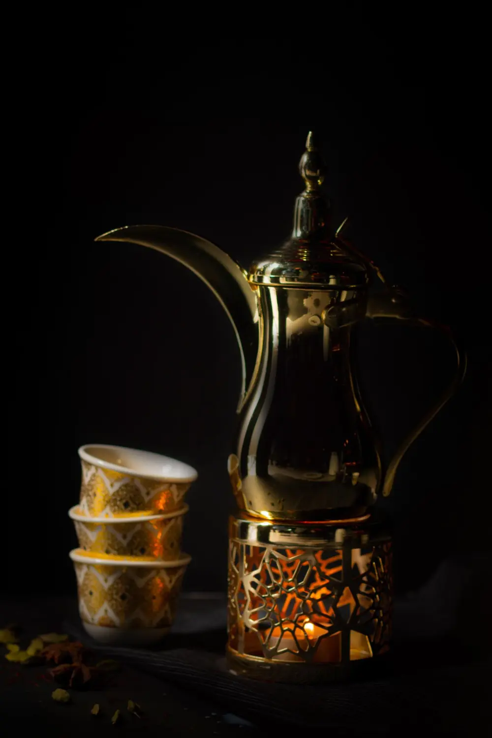 تصميم بوسترات سوشيال ميديا ولوجو وبنرات