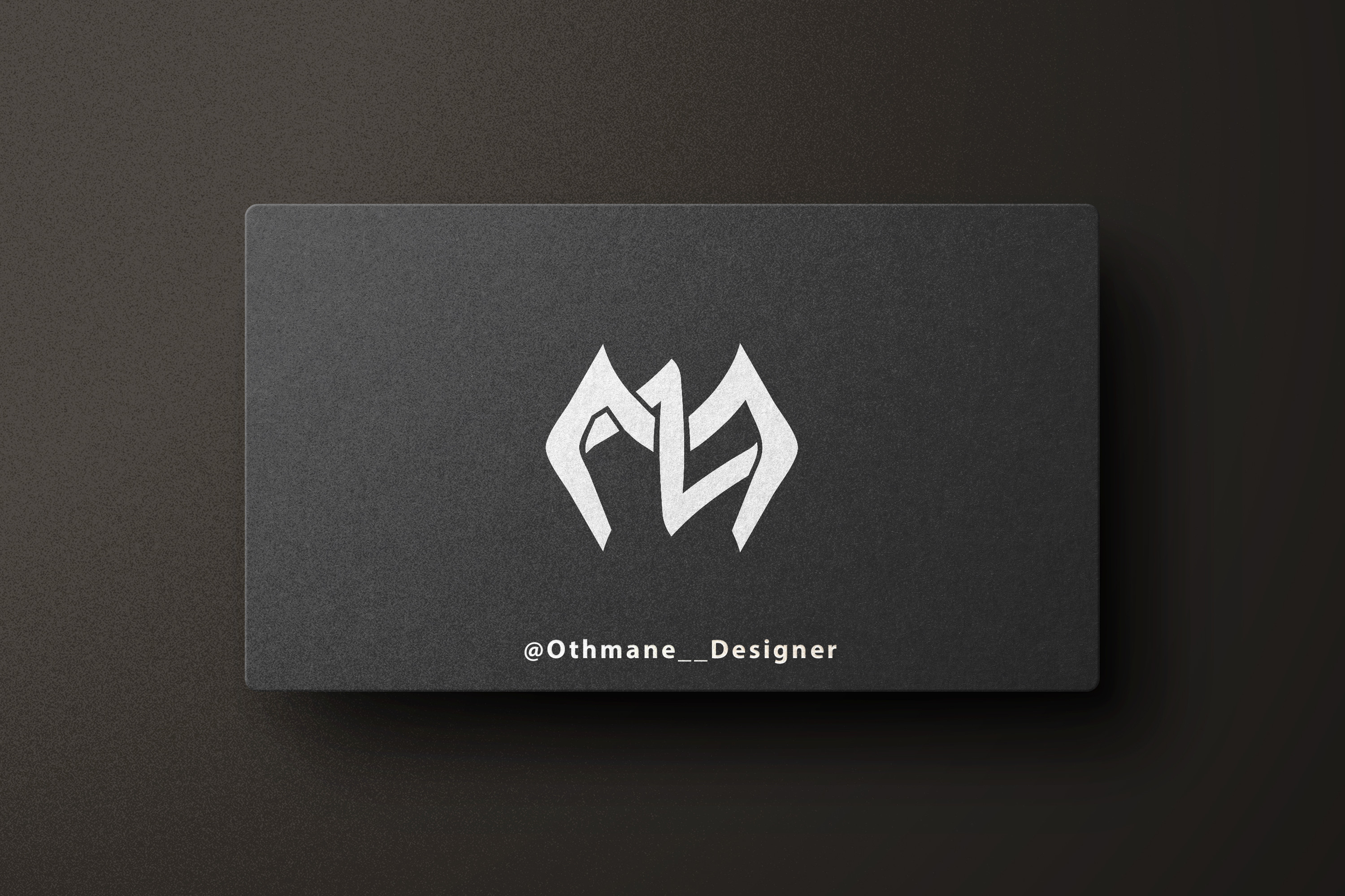 تصميم شعار إحترافي (monogram)