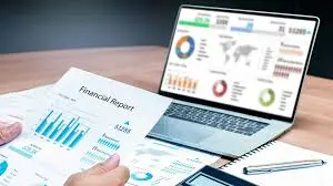مقارنة احترافية بين مجموعتين من البيانات مع تقرير واضح