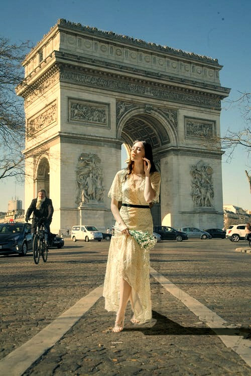 تصميم سوشيال ميديا و كروت شخصيه