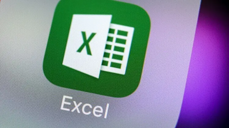 سأقوم بتحليل بياناتك باستخدام Excel، بدءًا من تنظيفها وتنظيمها، ثم إنشاء رسوم بيانية وتقديم ملخص واضح يساعدك على فهم البيانات واتخاذ قرارات أفضل، مع تسليم ملف منظم وسهل الاستخدام.