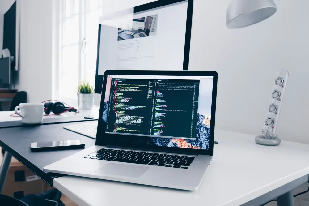 تصميم وتطوير موقع ويب احترافي متجاوب باستخدام HTML و CSS