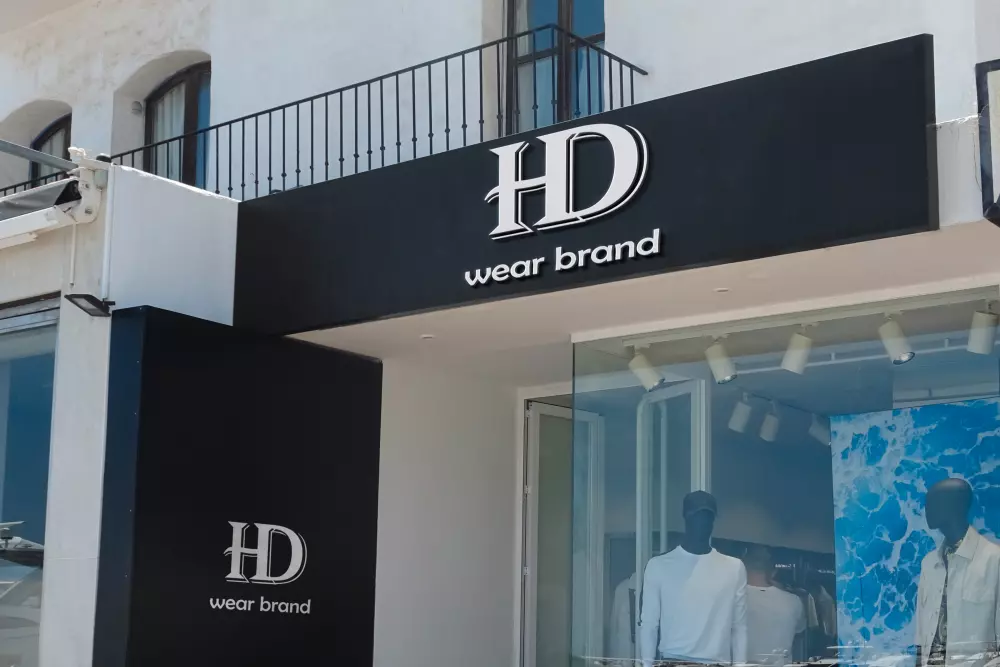 تصميم لوجو او شعار احترافي وبجودة عالية