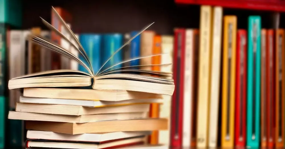 كتابة أبحاث تخصّصيّة في مختلف مجالات العلوم الإنسانيّة