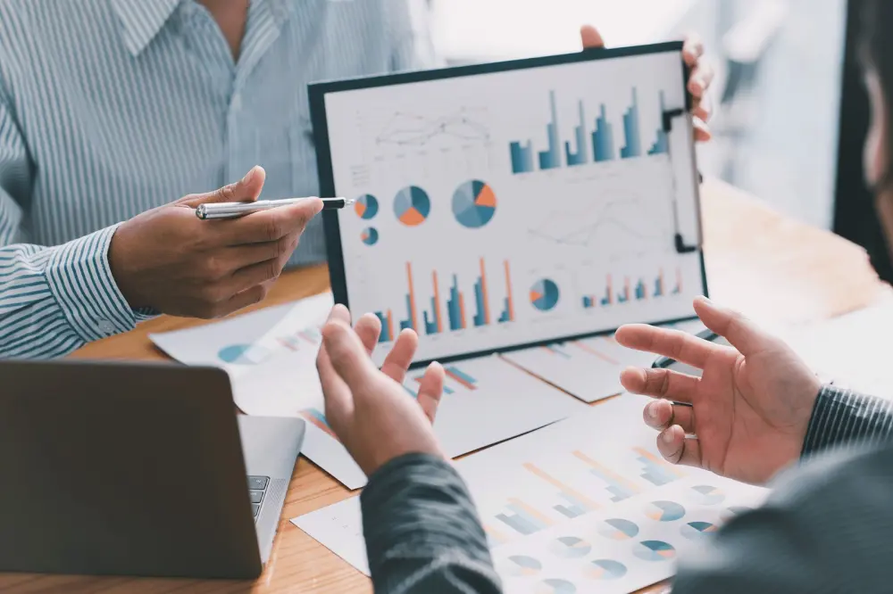 تحليل البيانات و Data Visualization  بأستخدام Python