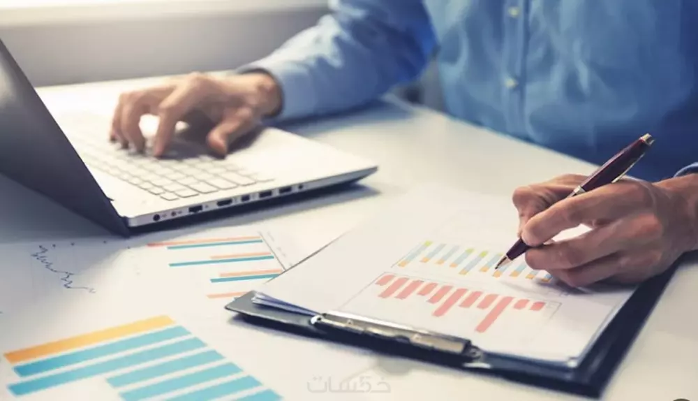 كتابة البحوث التربوية والقانوينية والطبية والرسائل العلمية في مختلف التخصصات