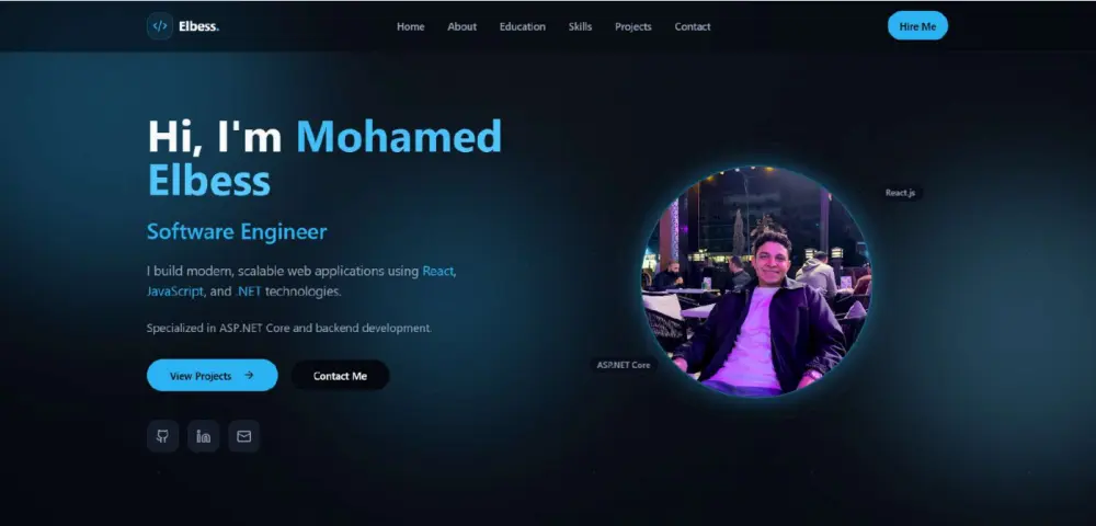 أقدم خدمة تصميم وتنفيذ موقع ملف أعمال (Portfolio) احترافي يعكس مهاراتك وخبراتك بشكل منظم وجذاب.