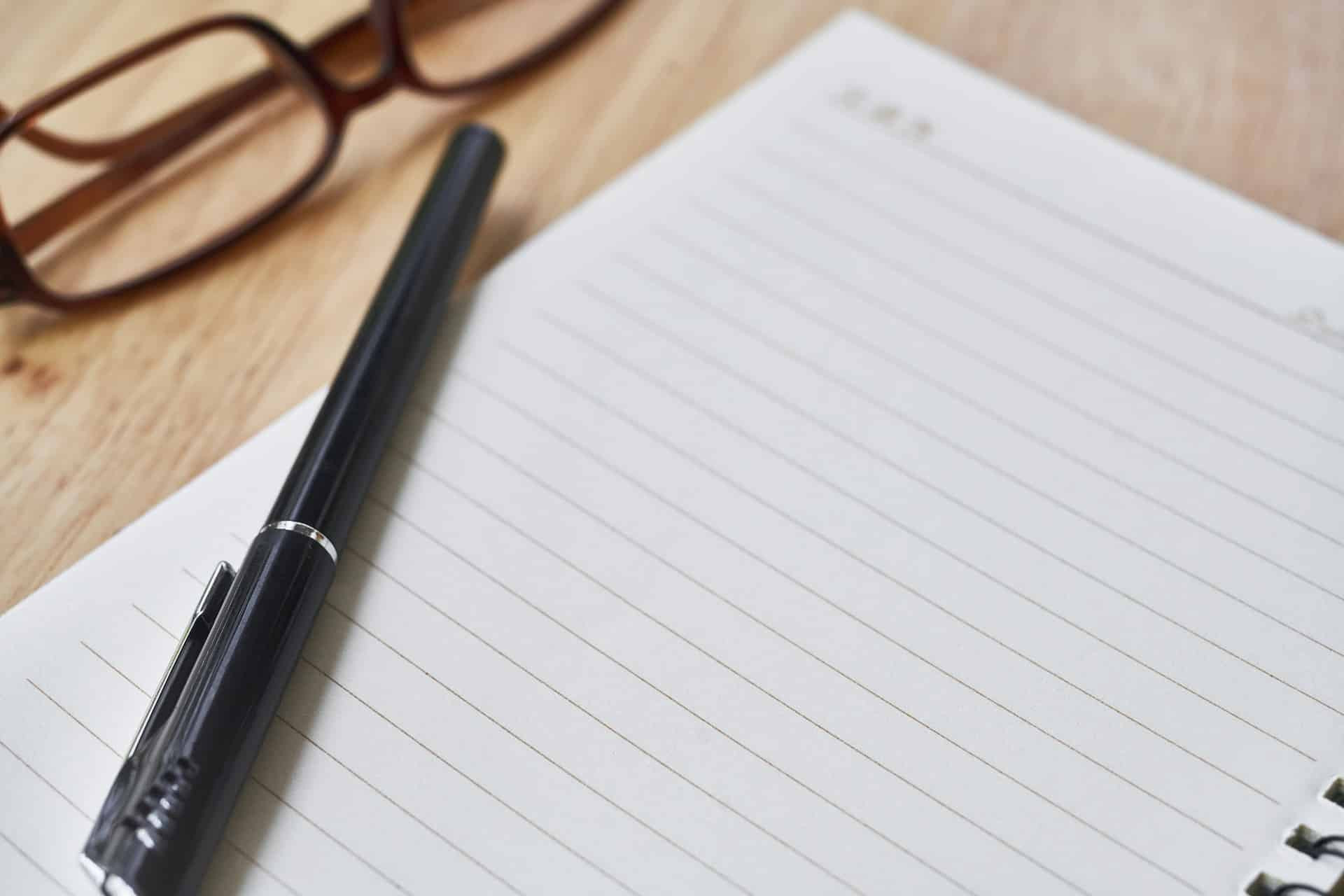 كتابة ١٠ مقالات متوافقة مع السيو ب ٢٥ دولار