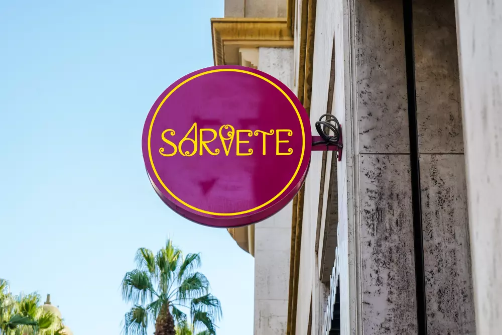 سوف أصمم لك هوية بصرية كاملة و علامات تجارية مميزة بلمسة عصرية