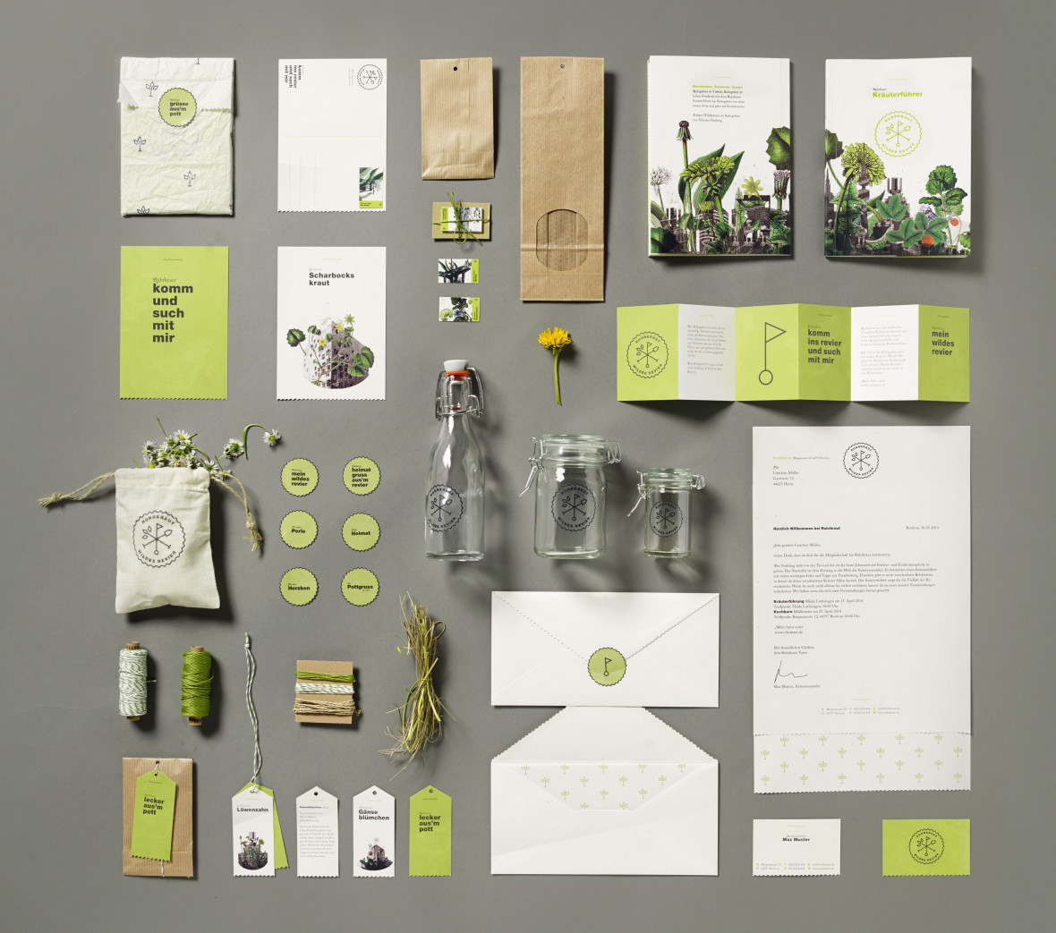 تصميم هوية بصرية كاملة لشركتك بأشكال مميزة وإحترافية