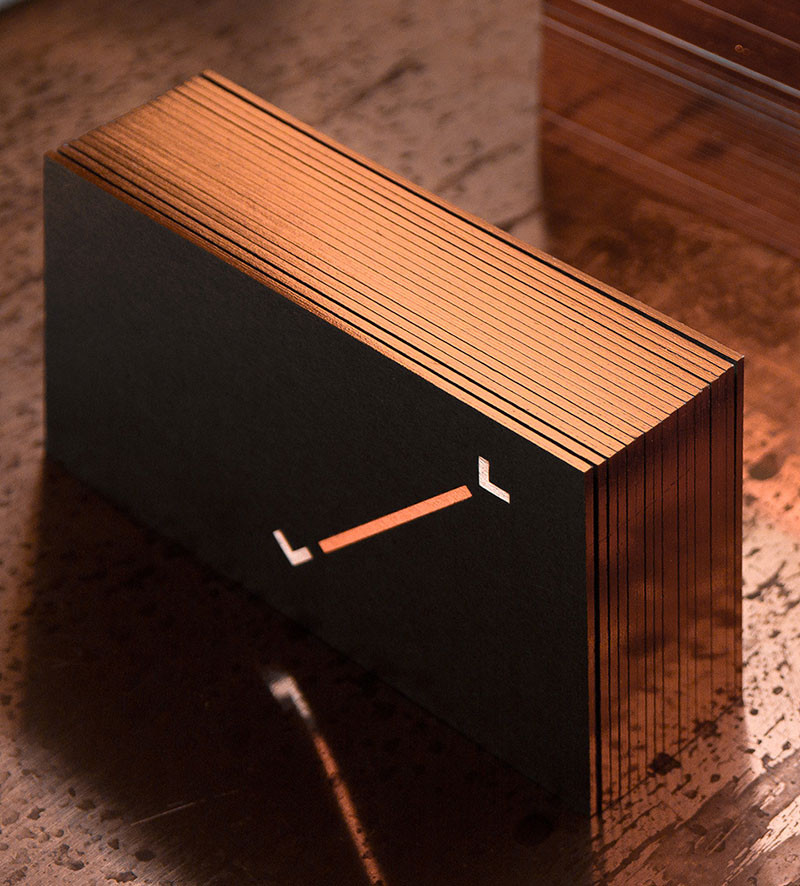 تصميم هوية بصرية كاملة لشركتك بأشكال مميزة وإحترافية