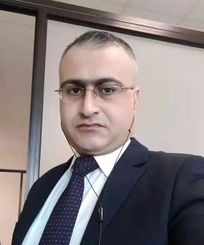 تعليق صوتي باللغة العربية الفصحى أو اللهجة السورية